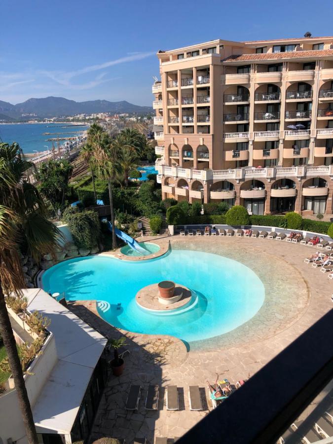 With Sea View, Aircondition And Parking Apartment Cannes